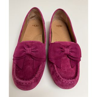 アグ モカシン（ピンク/桃色系）の通販 300点以上 | UGGを買うならラクマ