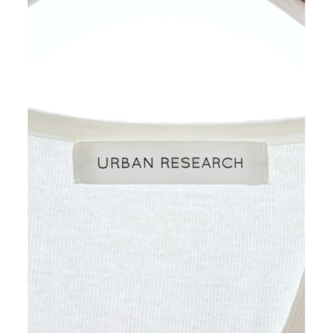 URBAN RESEARCH(アーバンリサーチ)のURBAN RESEARCH アーバンリサーチ Tシャツ・カットソー F 白 【古着】【中古】 レディースのトップス(カットソー(半袖/袖なし))の商品写真