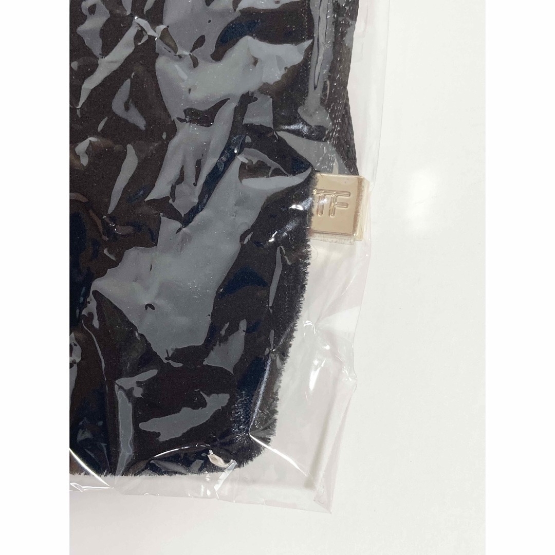 TOM FORD BEAUTY(トムフォードビューティ)のトムフォード  アイシャドウ＋巾着ポーチ  レディースのファッション小物(ポーチ)の商品写真