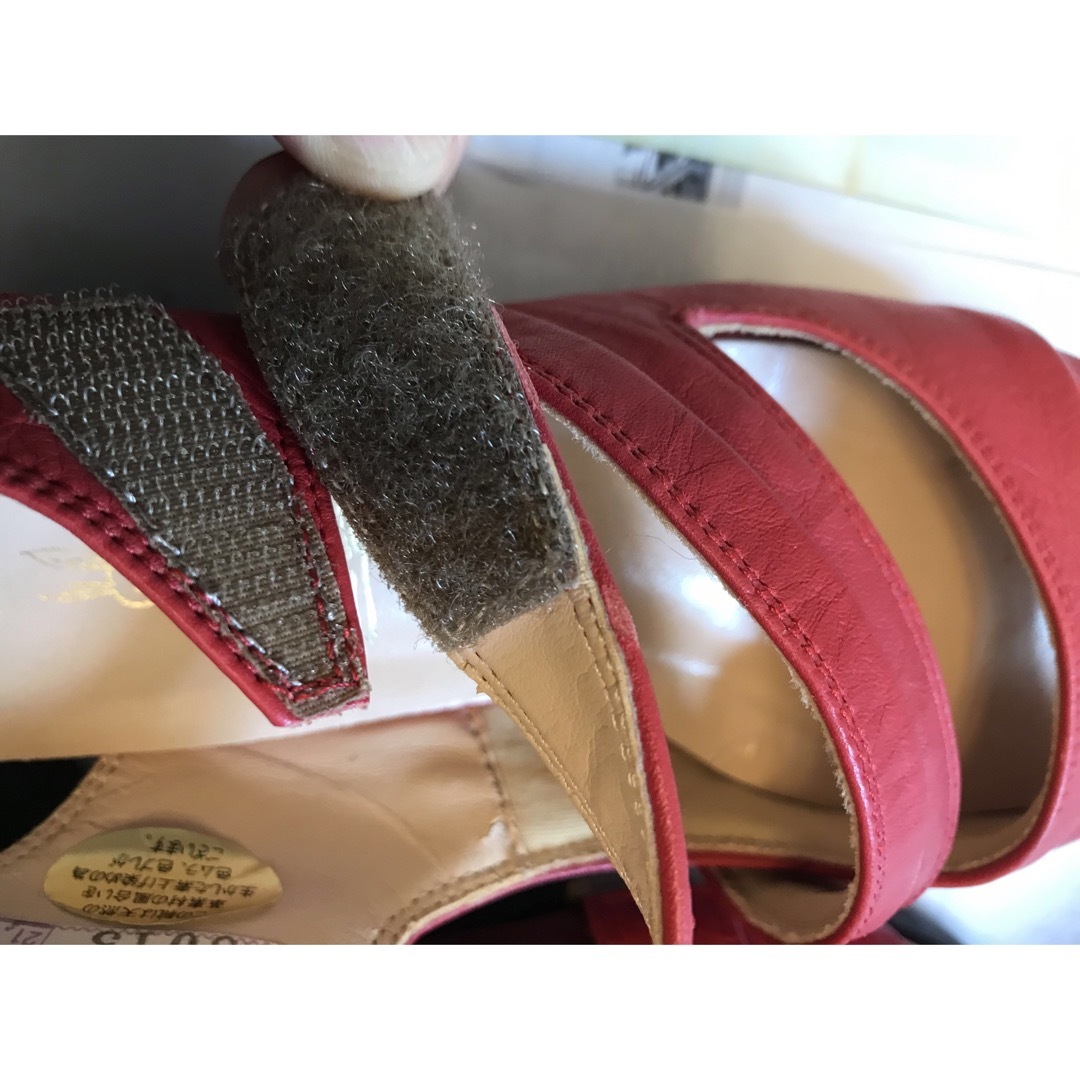 うさぎや　靴　皮革サンダル　赤　21.5 EEE  レディースの靴/シューズ(サンダル)の商品写真