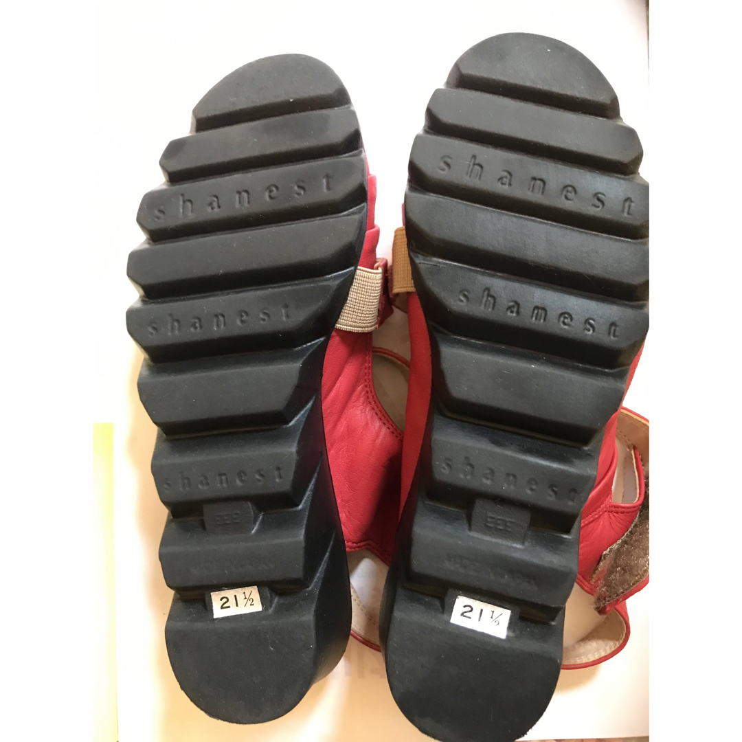 うさぎや　靴　皮革サンダル　赤　21.5 EEE  レディースの靴/シューズ(サンダル)の商品写真