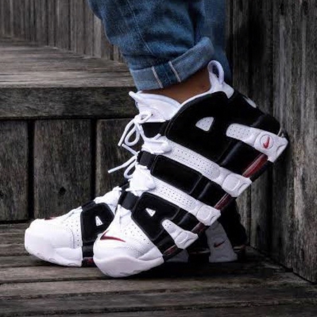 air more uptempo モアテン黒白 美品 - スニーカー