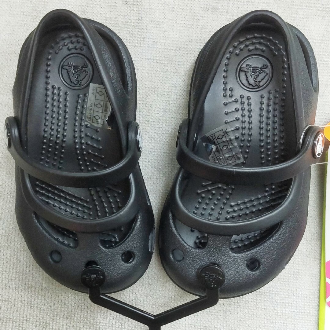 crocs(クロックス)の12cm　 :新品　クロックス　子供 サンダル キッズ/ベビー/マタニティのベビー靴/シューズ(~14cm)(サンダル)の商品写真