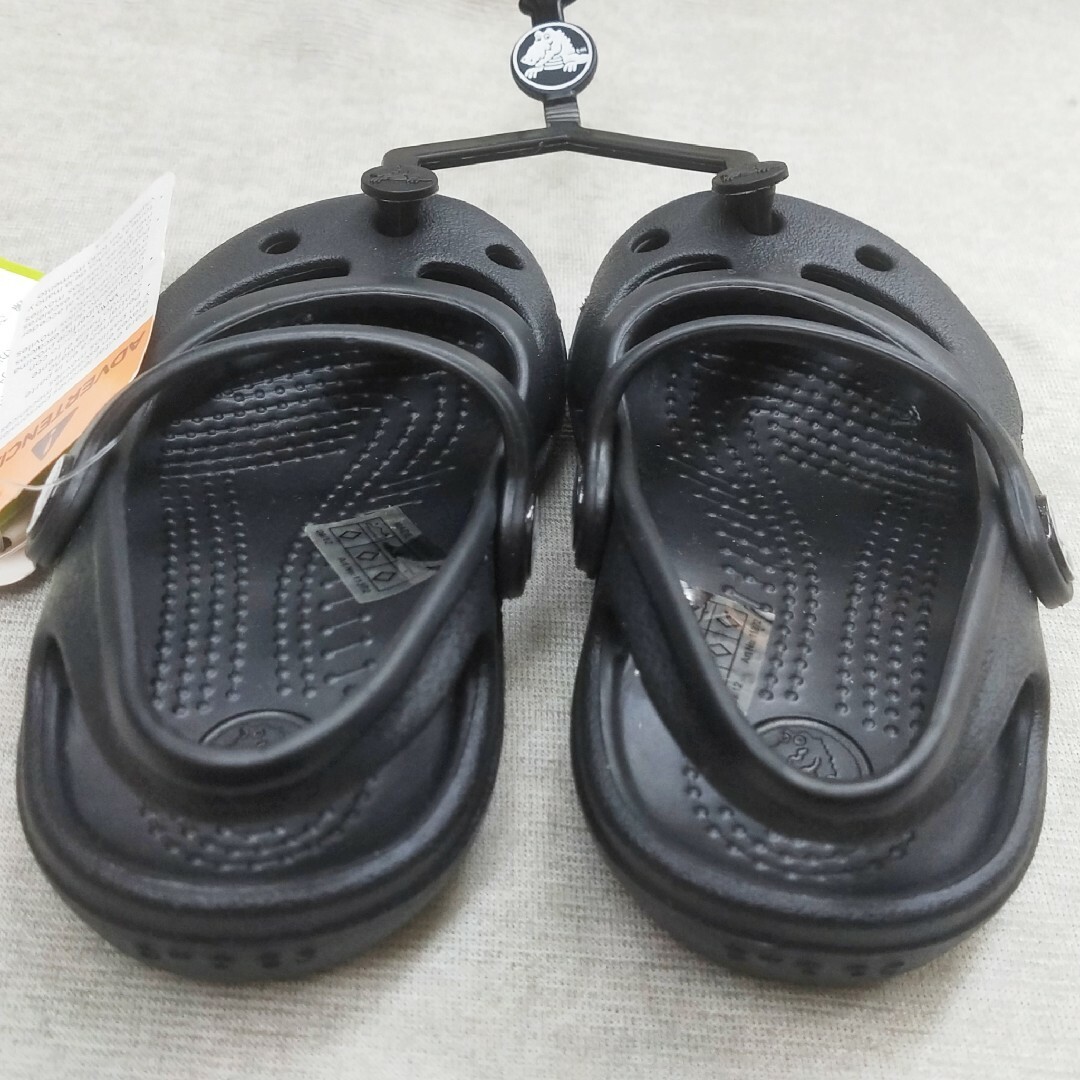 crocs(クロックス)の12cm　 :新品　クロックス　子供 サンダル キッズ/ベビー/マタニティのベビー靴/シューズ(~14cm)(サンダル)の商品写真