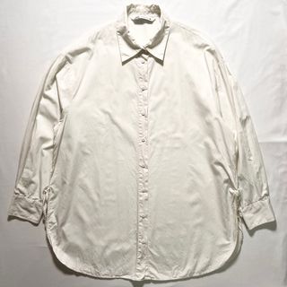 ザラ(ZARA)のZARA サイドスリット 長袖シャツ レギュラーカラー オフホワイト 紐デザイン(シャツ/ブラウス(長袖/七分))