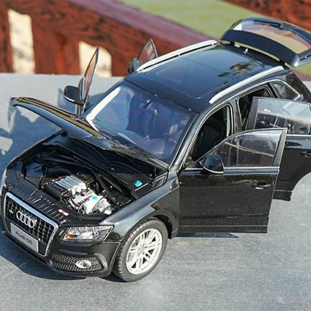 限定版 ミニカー Audi 1/18 高級SUV アウディ AUDI AUDI Q5 Q5 SUV Q5