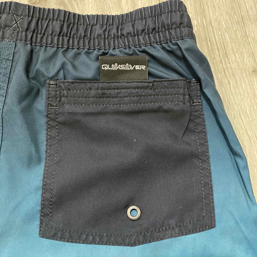 QUIKSILVER(クイックシルバー)の専用⭐️クイックシルバー　水着　150サイズ　新品 キッズ/ベビー/マタニティのキッズ服男の子用(90cm~)(水着)の商品写真