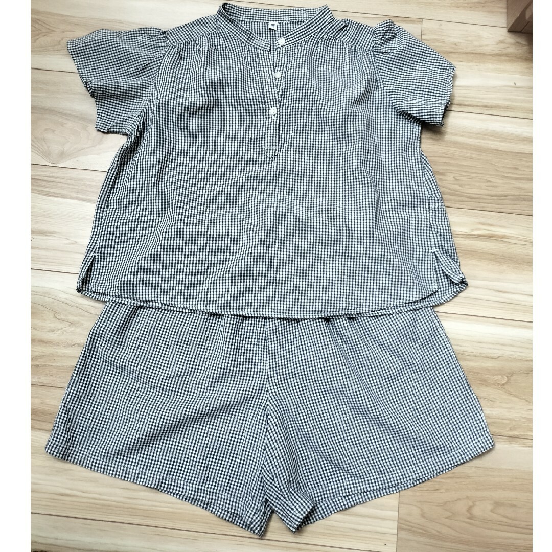 UNIQLO(ユニクロ)の女児　セットアップ　140 キッズ/ベビー/マタニティのキッズ服女の子用(90cm~)(その他)の商品写真