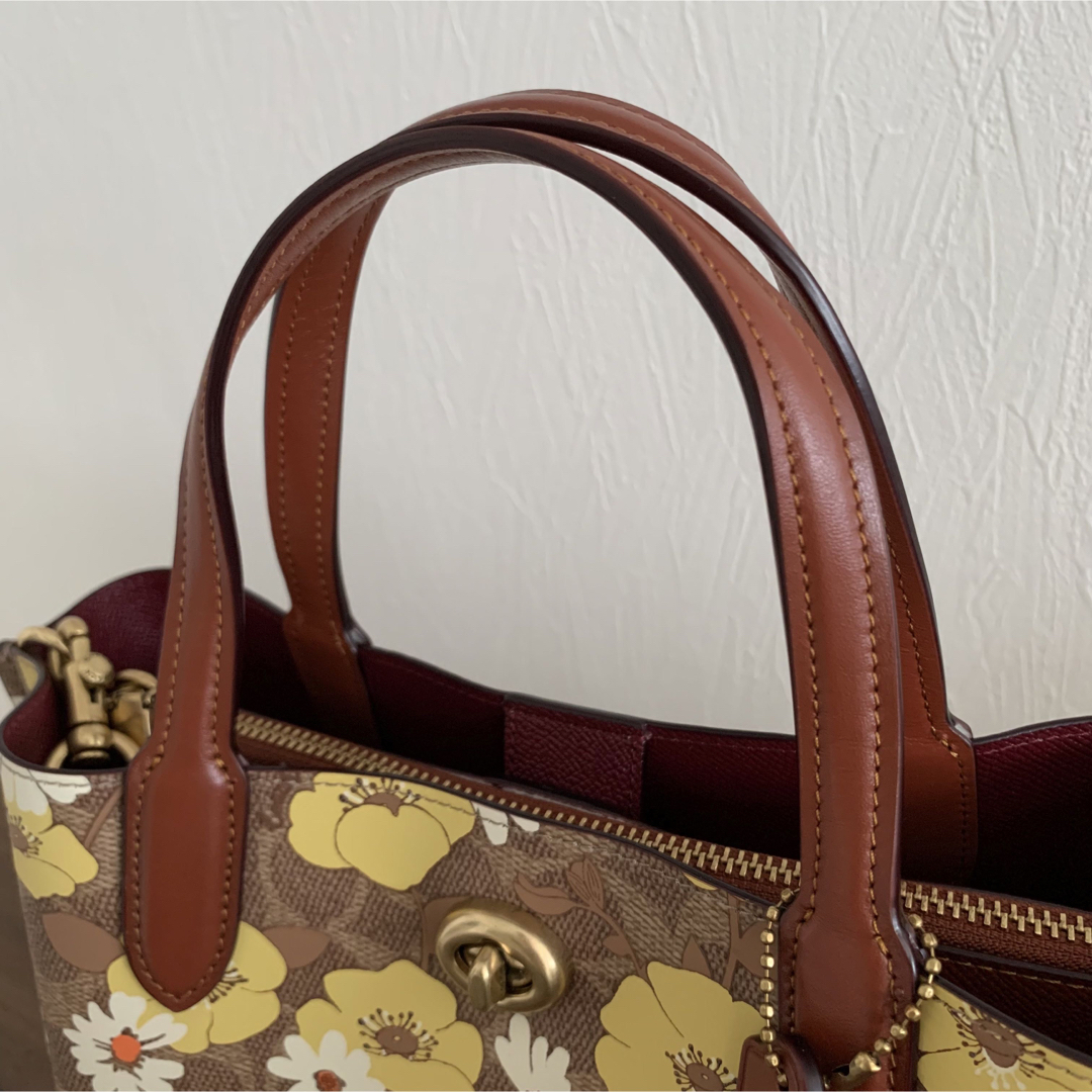 COACH ウィロウ トート 花柄 フラワー-