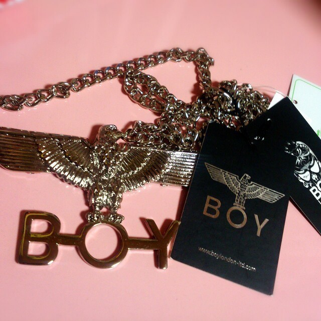 Boy London(ボーイロンドン)の新品タグ付き BOYネックレス レディースのアクセサリー(ネックレス)の商品写真