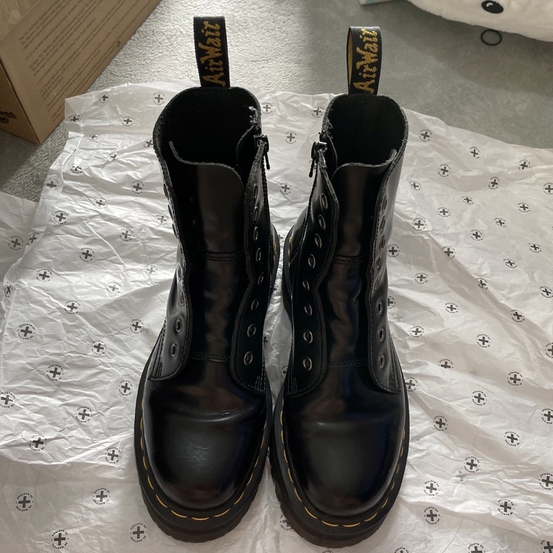 Dr.Martens(ドクターマーチン)のよっし様　ドクターマーチン　JADON 8ホールブーツ レディースの靴/シューズ(ブーツ)の商品写真