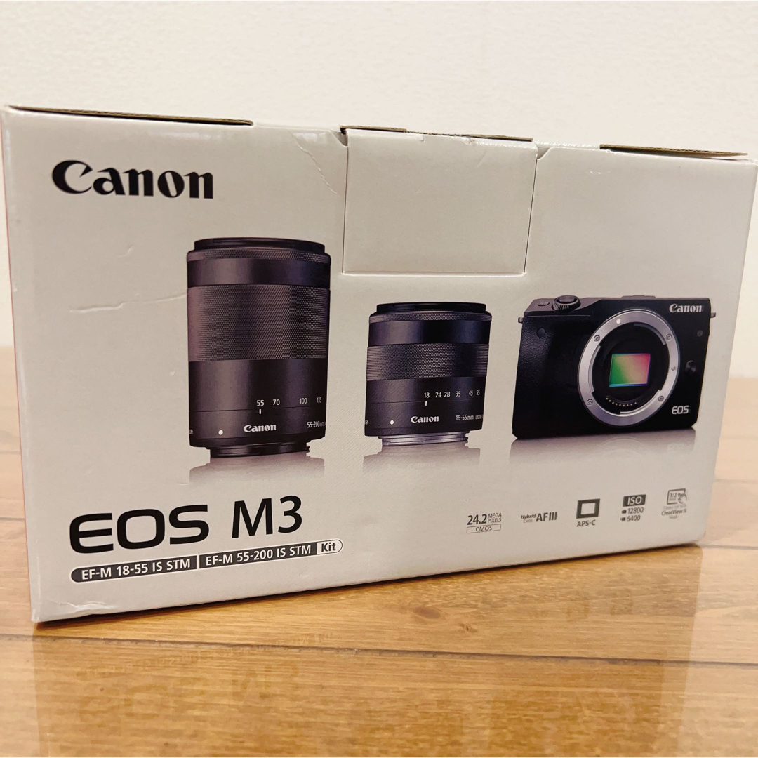 Canon(キヤノン)のCanon ミラーレス カメラ EOS M3 ダブル スマホ/家電/カメラのカメラ(ミラーレス一眼)の商品写真