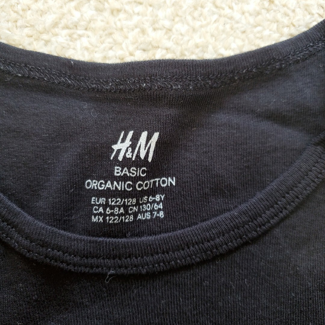 H&M(エイチアンドエム)のH&M　女の子用タンクトップ　２枚セット キッズ/ベビー/マタニティのキッズ服女の子用(90cm~)(Tシャツ/カットソー)の商品写真