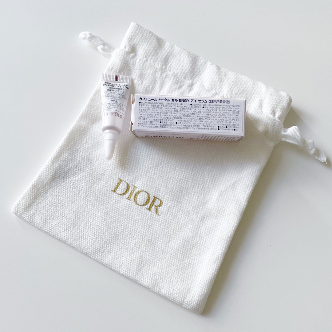 Dior(ディオール)のディオール カプチュールトータルセル ENGY アイセラム ＆ 巾着ポーチセット コスメ/美容のスキンケア/基礎化粧品(アイケア/アイクリーム)の商品写真