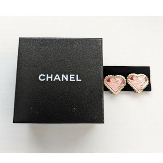 シャネル(CHANEL)のCHANEL　ハートイヤリング(イヤリング)