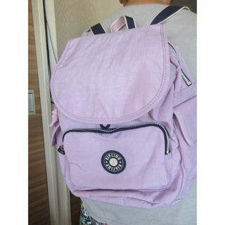 キプリング(kipling)のKiplingのバックパック　新品　ライラック色(リュック/バックパック)