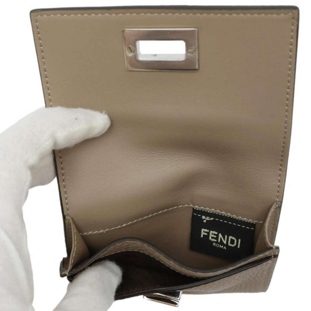 フェンディ カードケース ピーカブー セレリア レザー 8M0425 FENDI