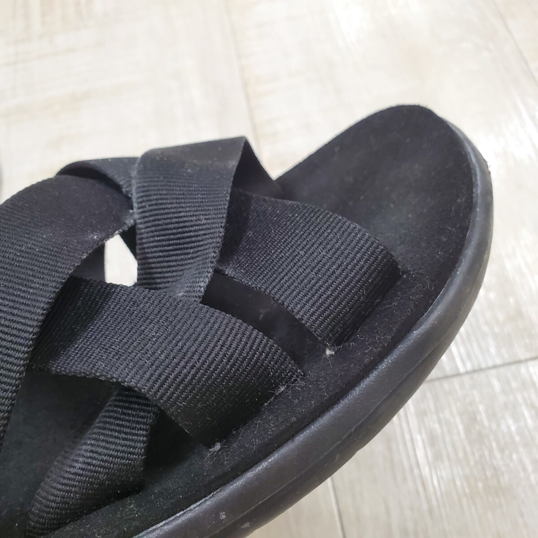 Teva(テバ)のTeva M VOYA SLIDE メンズ サンダル ブラック 27.0cm メンズの靴/シューズ(サンダル)の商品写真