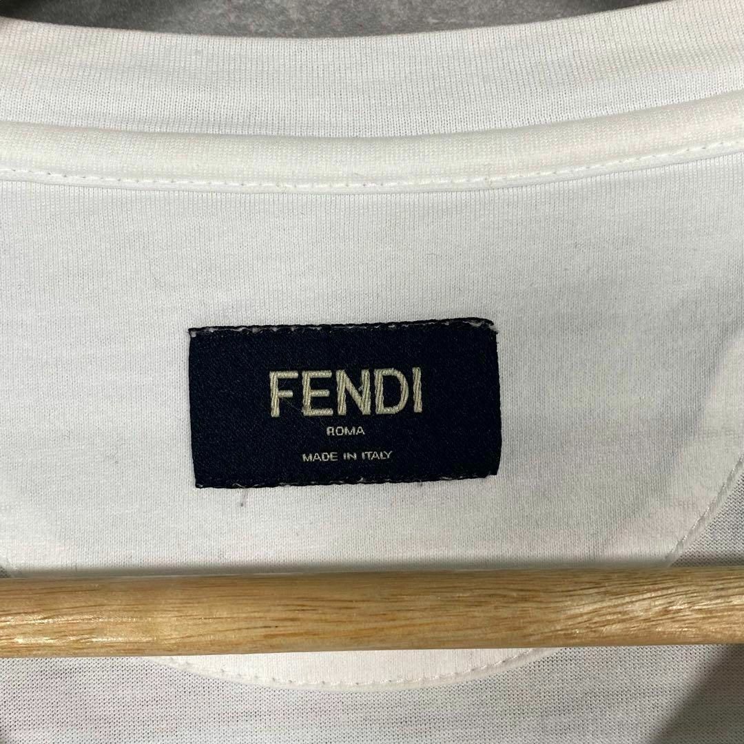 FENDI(フェンディ)の『FENDI』フェンディ (50) プリント半袖Tシャツ / ホワイト メンズのトップス(Tシャツ/カットソー(半袖/袖なし))の商品写真