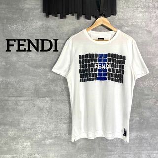 フェンディ(FENDI)の『FENDI』フェンディ (50) プリント半袖Tシャツ / ホワイト(Tシャツ/カットソー(半袖/袖なし))