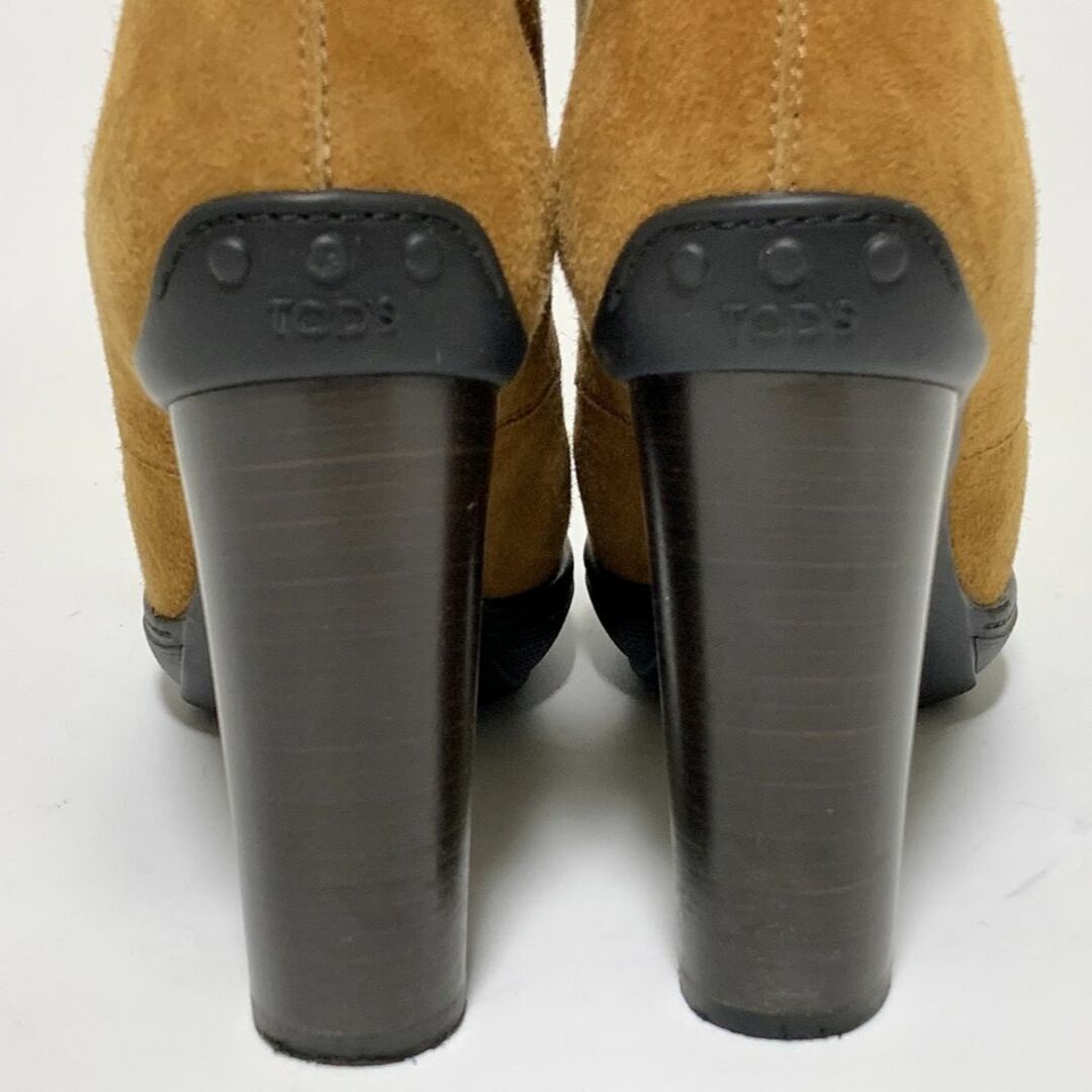 TOD'S(トッズ)のトッズ 35.5≒22.5cm ショートブーツ 茶 スエード 箱付 jcu レディースの靴/シューズ(ブーツ)の商品写真