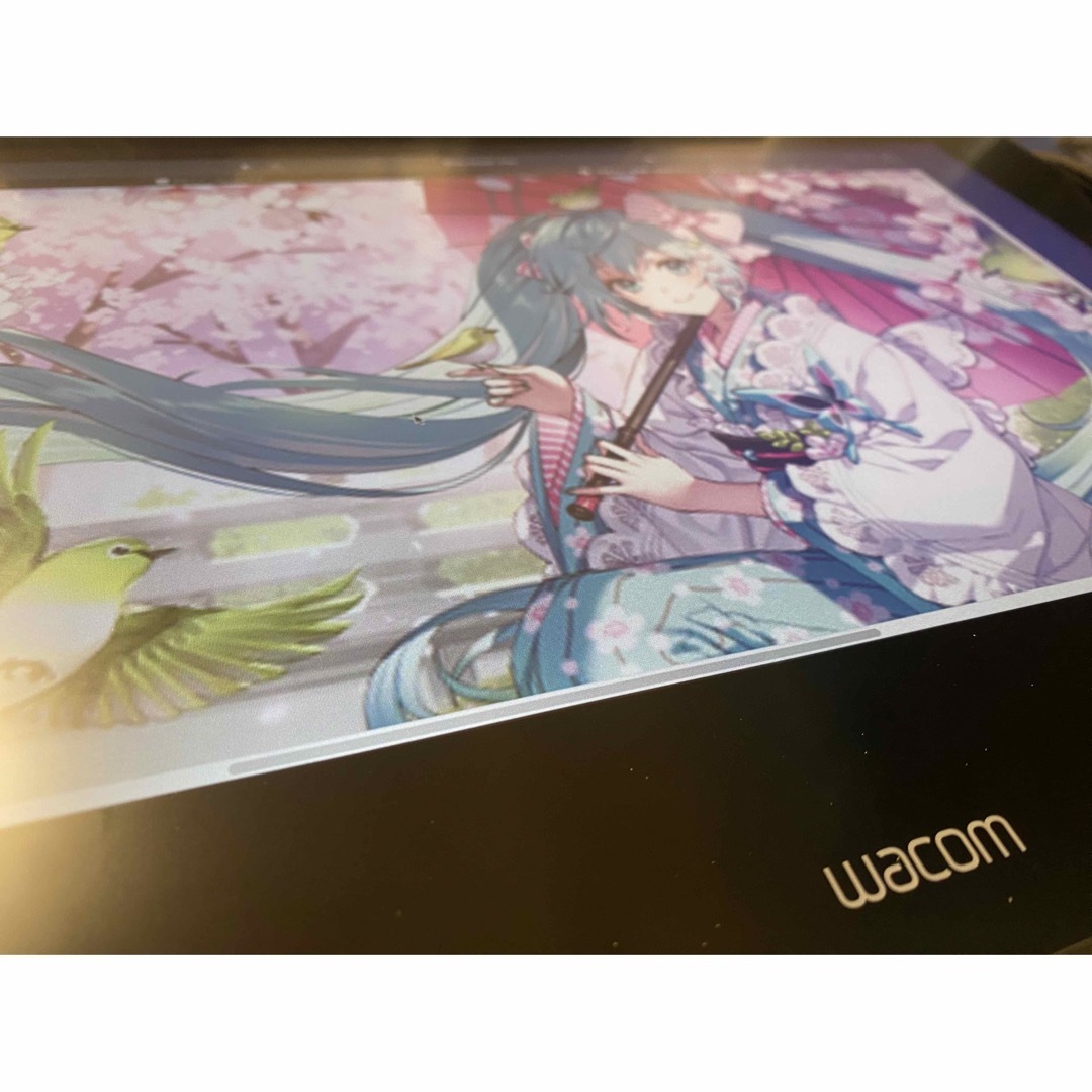 DTH-1320  Wacom Cintiq Pro 13