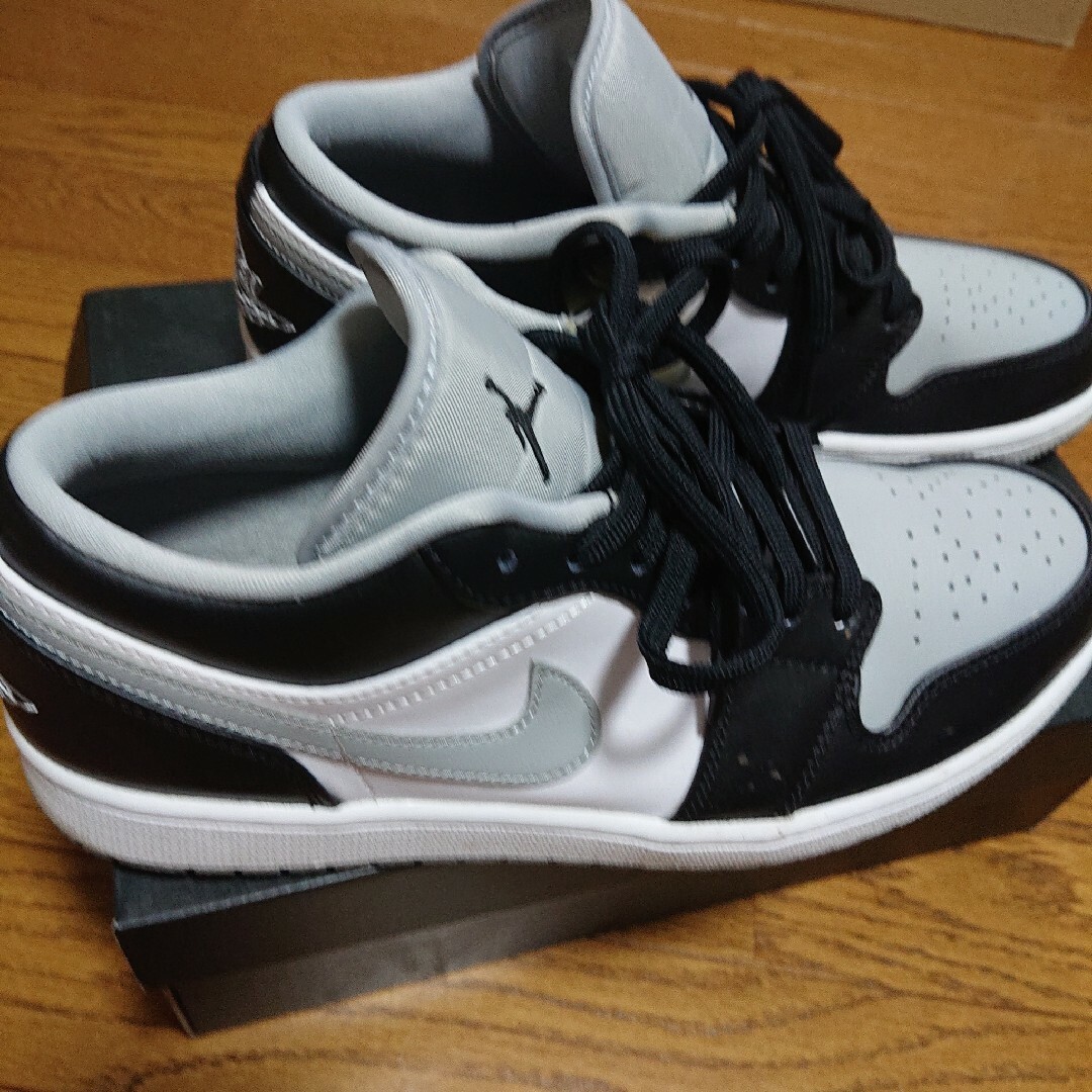 Jordan Brand（NIKE）(ジョーダン)のJORDAN BRAND AIR JORDAN 1 LOW (27.5cm) メンズの靴/シューズ(スニーカー)の商品写真