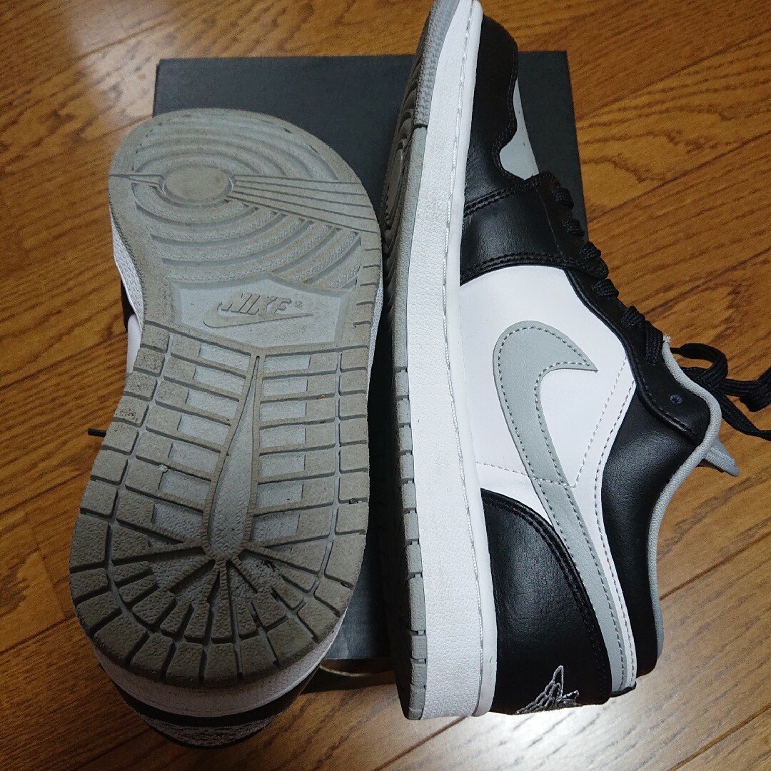 Jordan Brand（NIKE）(ジョーダン)のJORDAN BRAND AIR JORDAN 1 LOW (27.5cm) メンズの靴/シューズ(スニーカー)の商品写真