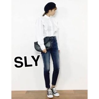 【最終】SLYJEANS  SLY スライ　ストレッチデニム スキニーパンツ