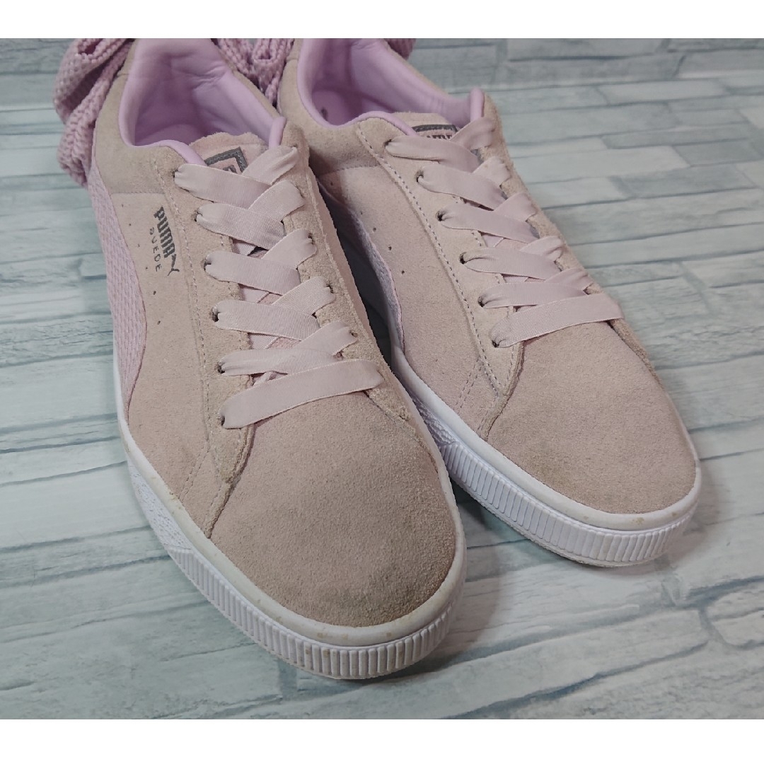 PUMA(プーマ)のPUMA SUEDE 25cm レディース スニーカー スエード リボンモチーフ レディースの靴/シューズ(スニーカー)の商品写真