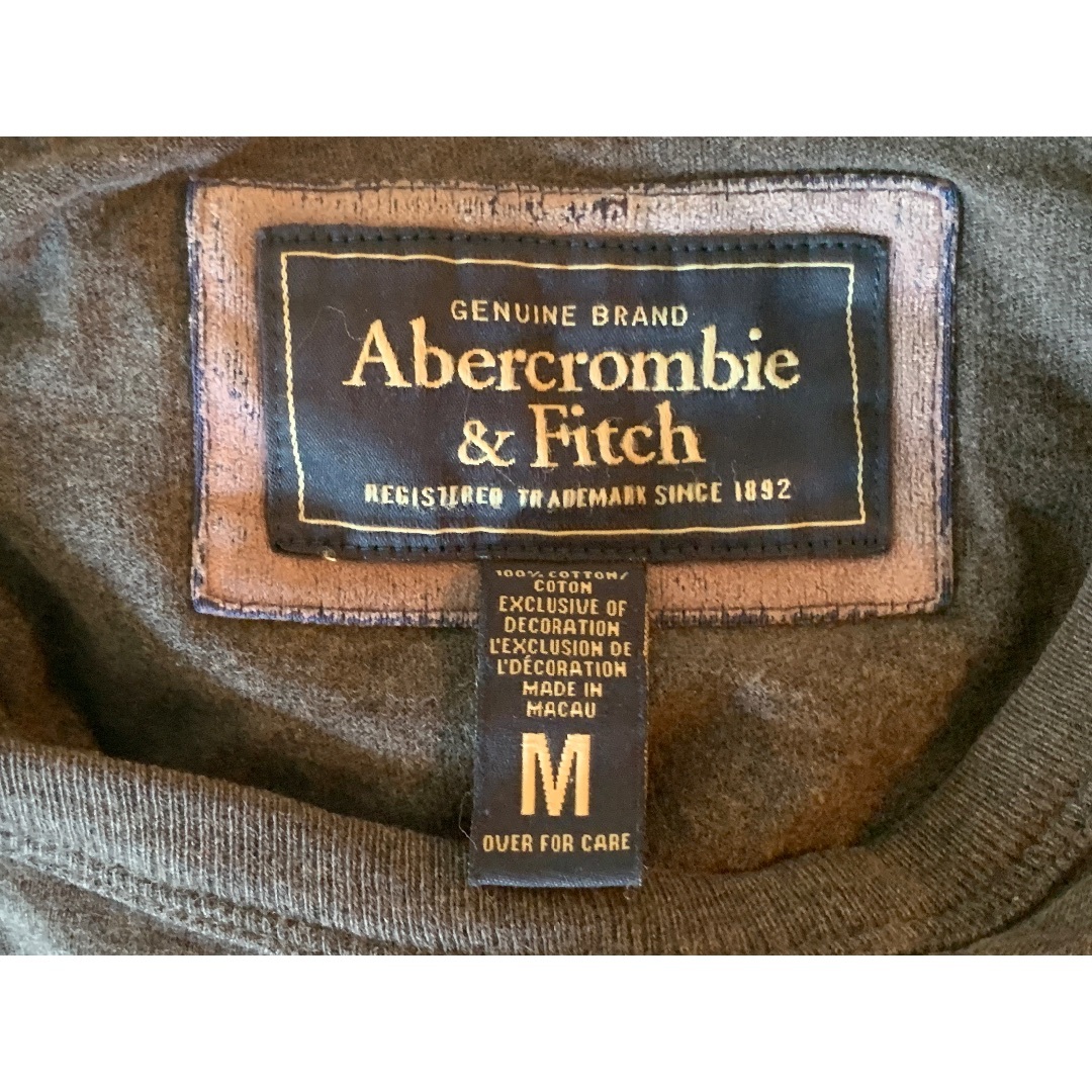 Abercrombie&Fitch(アバクロンビーアンドフィッチ)の【希少】Abercrombie&Fitch アバクロ☆Tシャツ 日本未発売！ メンズのトップス(Tシャツ/カットソー(半袖/袖なし))の商品写真