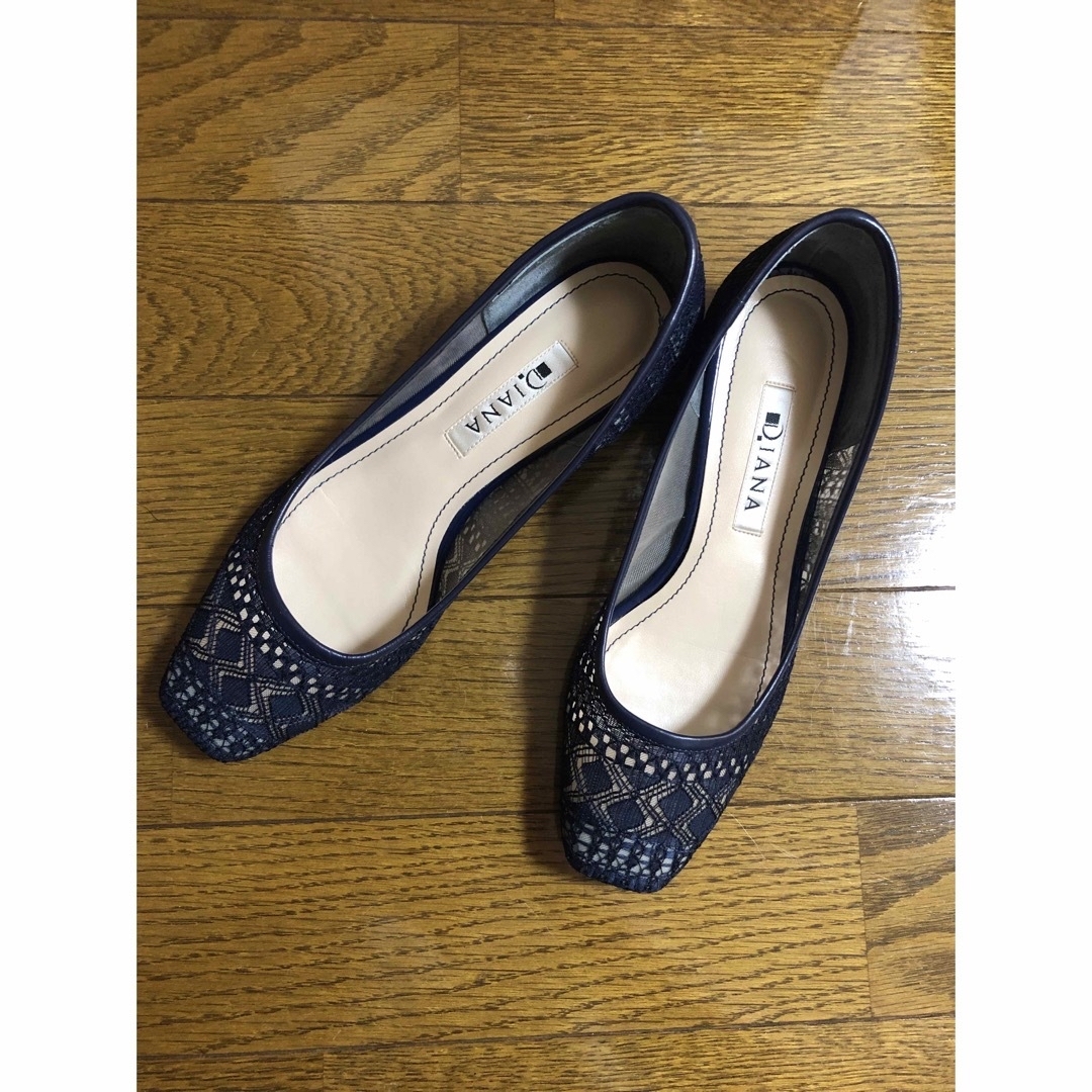 美品)  DAIANA ダイアナ　ビジュー　メッシュ　パンプス　ピンヒール　白