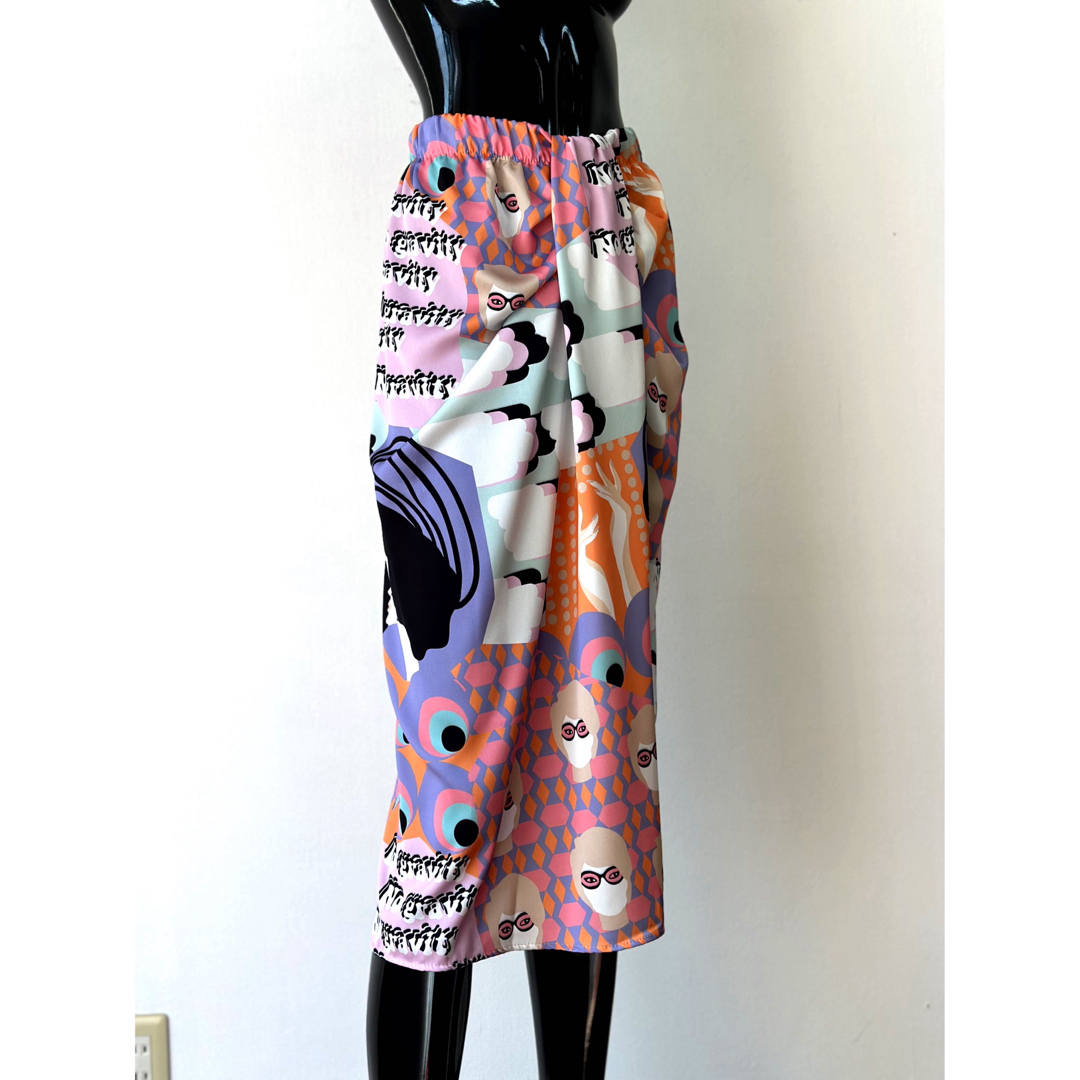 LE CIEL BLEU(ルシェルブルー)の新品未使用　ポッププリントギャザースカート　サテン　パレオデザイン　インポート レディースのスカート(ひざ丈スカート)の商品写真