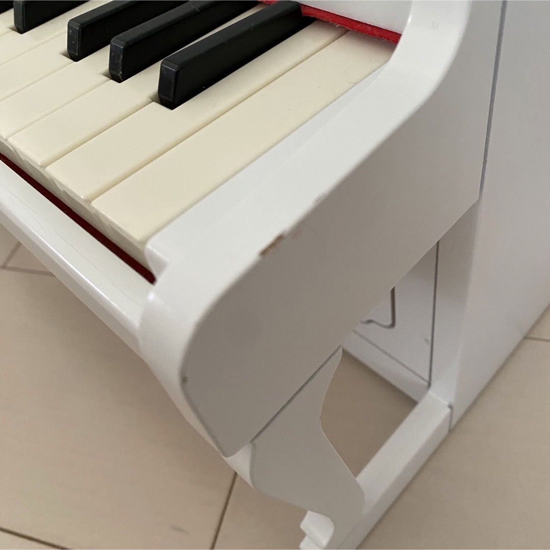 カワイ 1152 ミニピアノホワイト KAWAI アップライトピアノタイプ キッズ/ベビー/マタニティのおもちゃ(楽器のおもちゃ)の商品写真