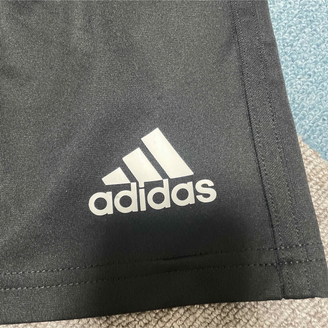 adidas(アディダス)のアディダスハーフパンツ　ショートパンツ　トレーニングパンツ　adidas スポーツ/アウトドアのトレーニング/エクササイズ(トレーニング用品)の商品写真