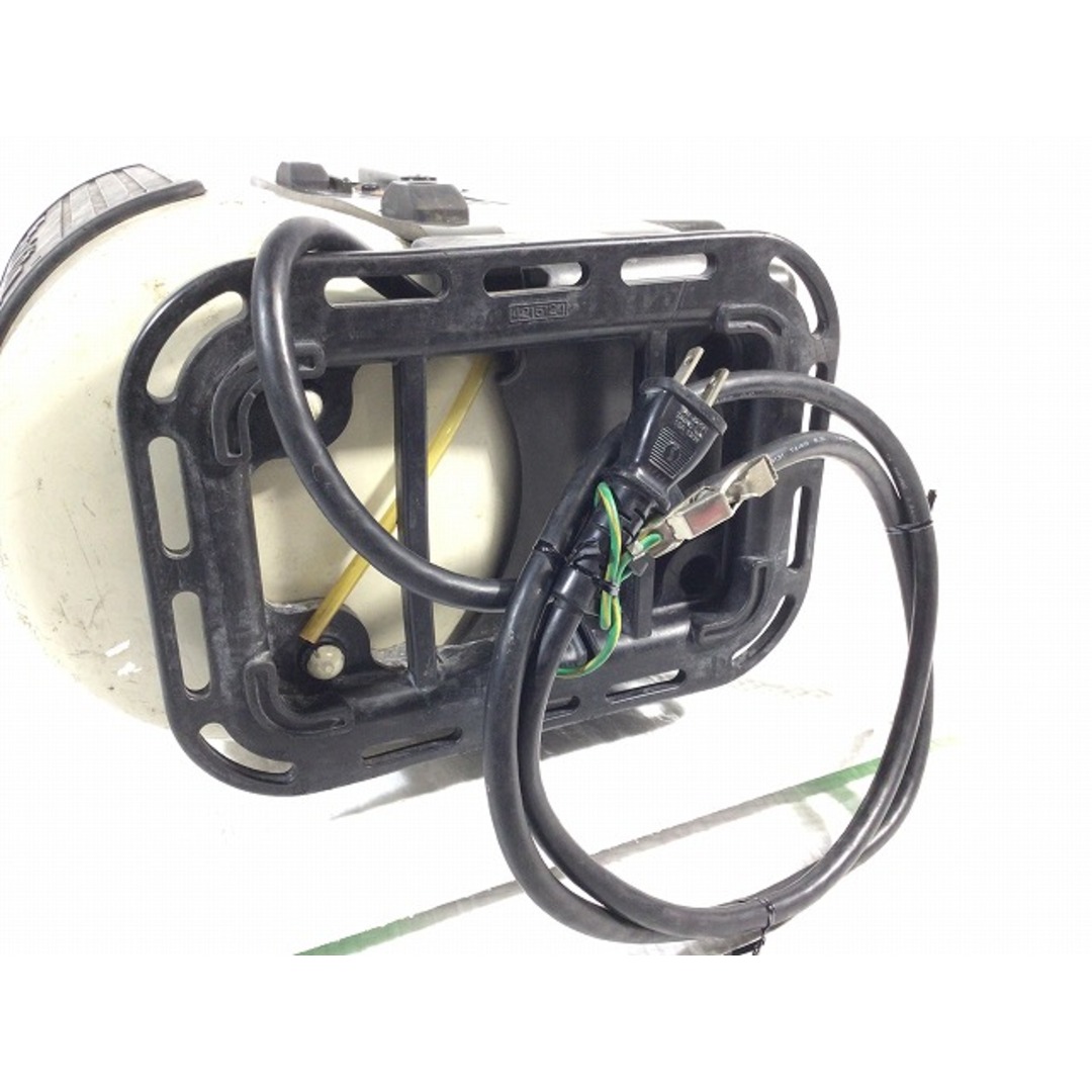 Makita - ☆中古品☆ makita マキタ 常圧 エアコンプレッサ Makita - ☆中古品☆ makita マキタ 常圧 エアコンプレッサ