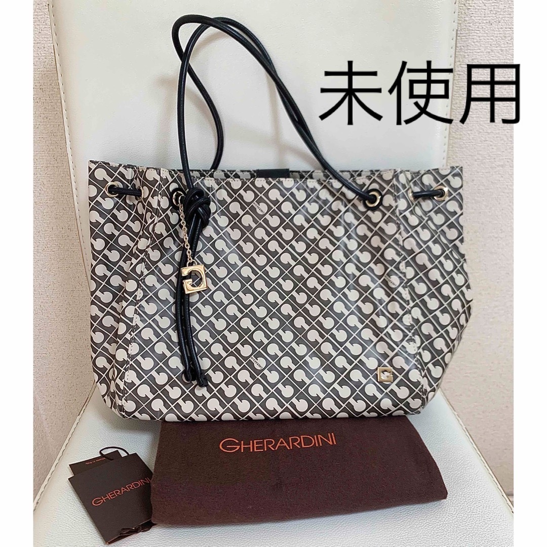 日本最大級日本最大級❤︎ほぼ未使用❤︎GHERARDINI ゲラルディーニ