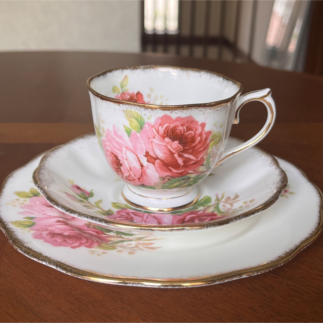 ロイヤルアルバート ROYAL ALBERT ピンクローズのティートリオ