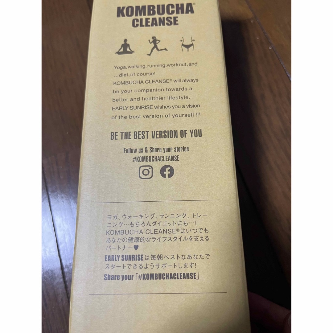 KOMBUCHA CLEANSE(コンブチャクレンズ)のコンブチャクレンズ　　720ml コスメ/美容のダイエット(ダイエット食品)の商品写真