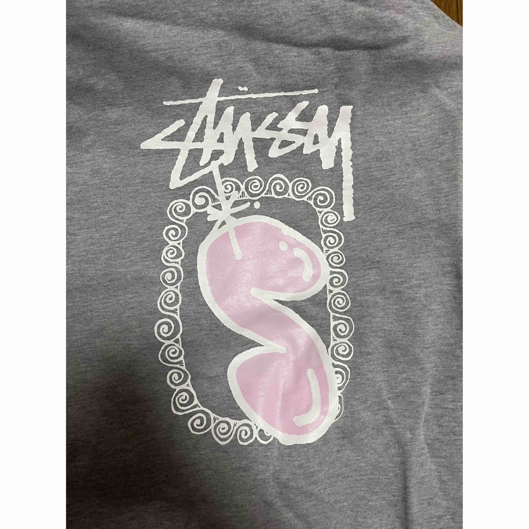 ステューシー　stussy パーカー