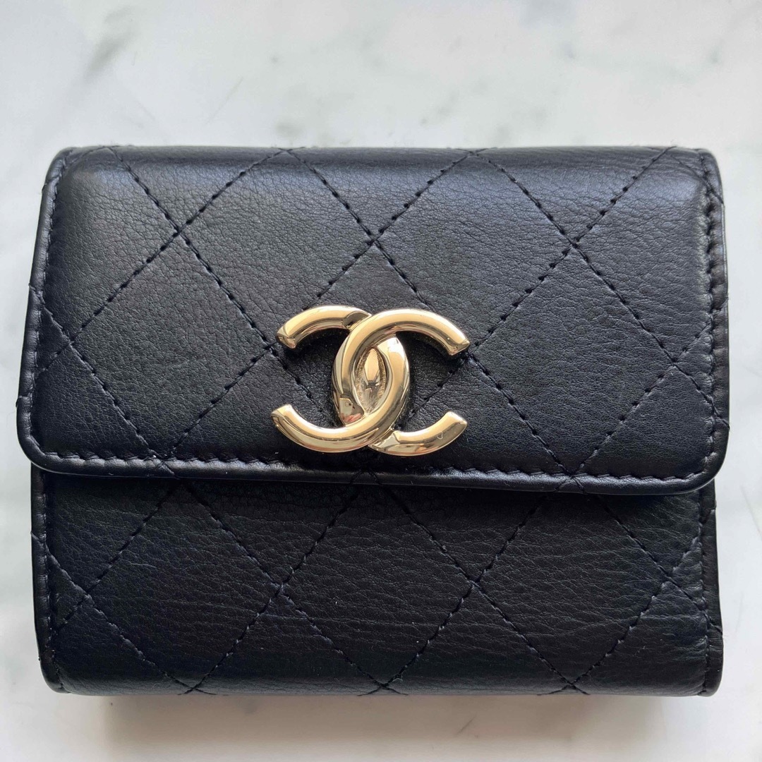 CHANEL(シャネル)のCHANELシャネル　財布 レディースのファッション小物(財布)の商品写真