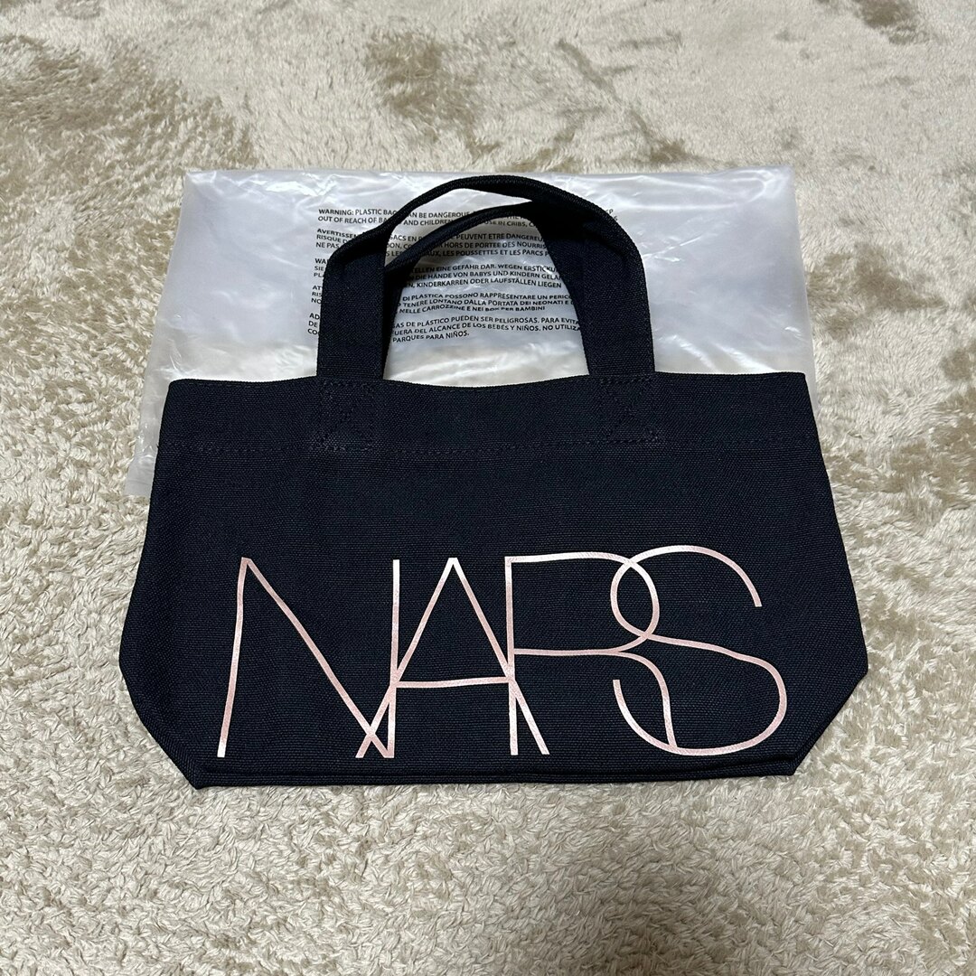 NARS(ナーズ)のNARS ノベルティバック エンタメ/ホビーのコレクション(ノベルティグッズ)の商品写真