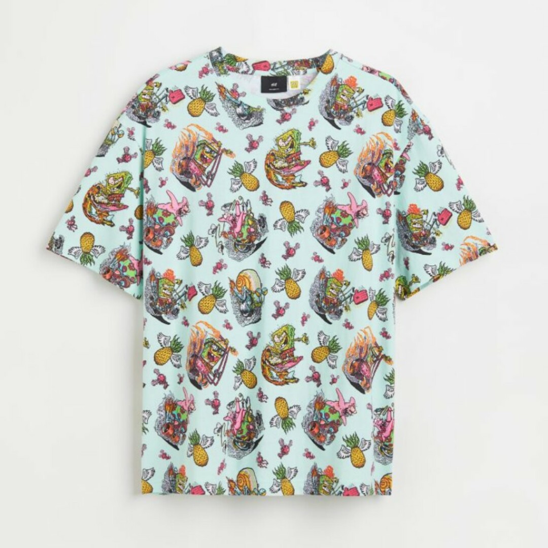H&M(エイチアンドエム)のH&M スポンジボブ 総柄 Tシャツ ライムグリーン M メンズのトップス(Tシャツ/カットソー(半袖/袖なし))の商品写真
