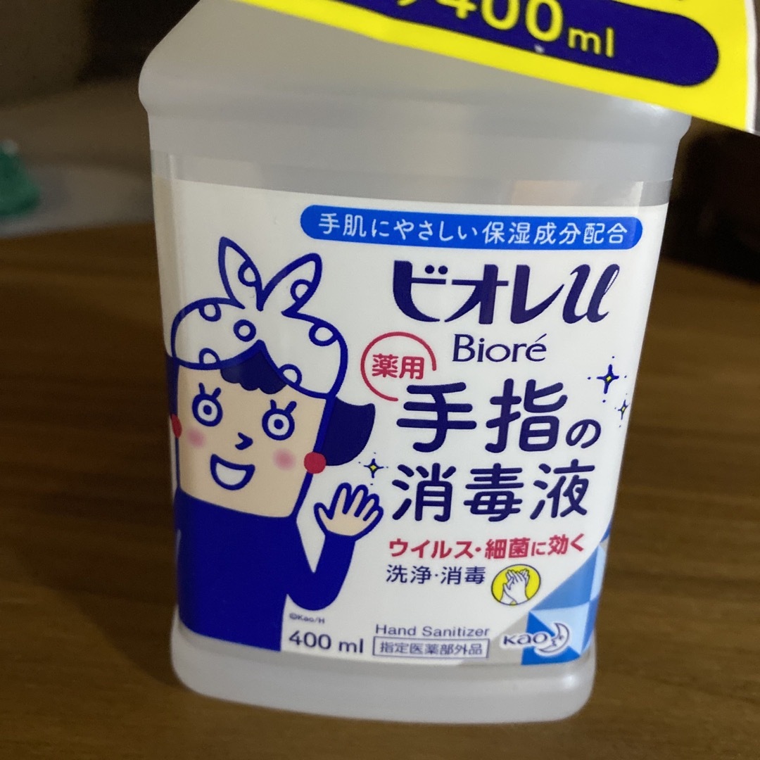 花王(カオウ)の新品未開封品　　ビオレＵ　薬用手指の消毒液　400ml インテリア/住まい/日用品の日用品/生活雑貨/旅行(日用品/生活雑貨)の商品写真