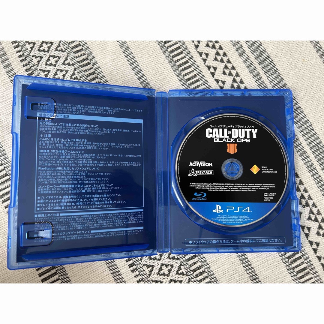 《値下げしました》コールオブデューティブラックオプス4 ＊PS4 エンタメ/ホビーのゲームソフト/ゲーム機本体(家庭用ゲームソフト)の商品写真