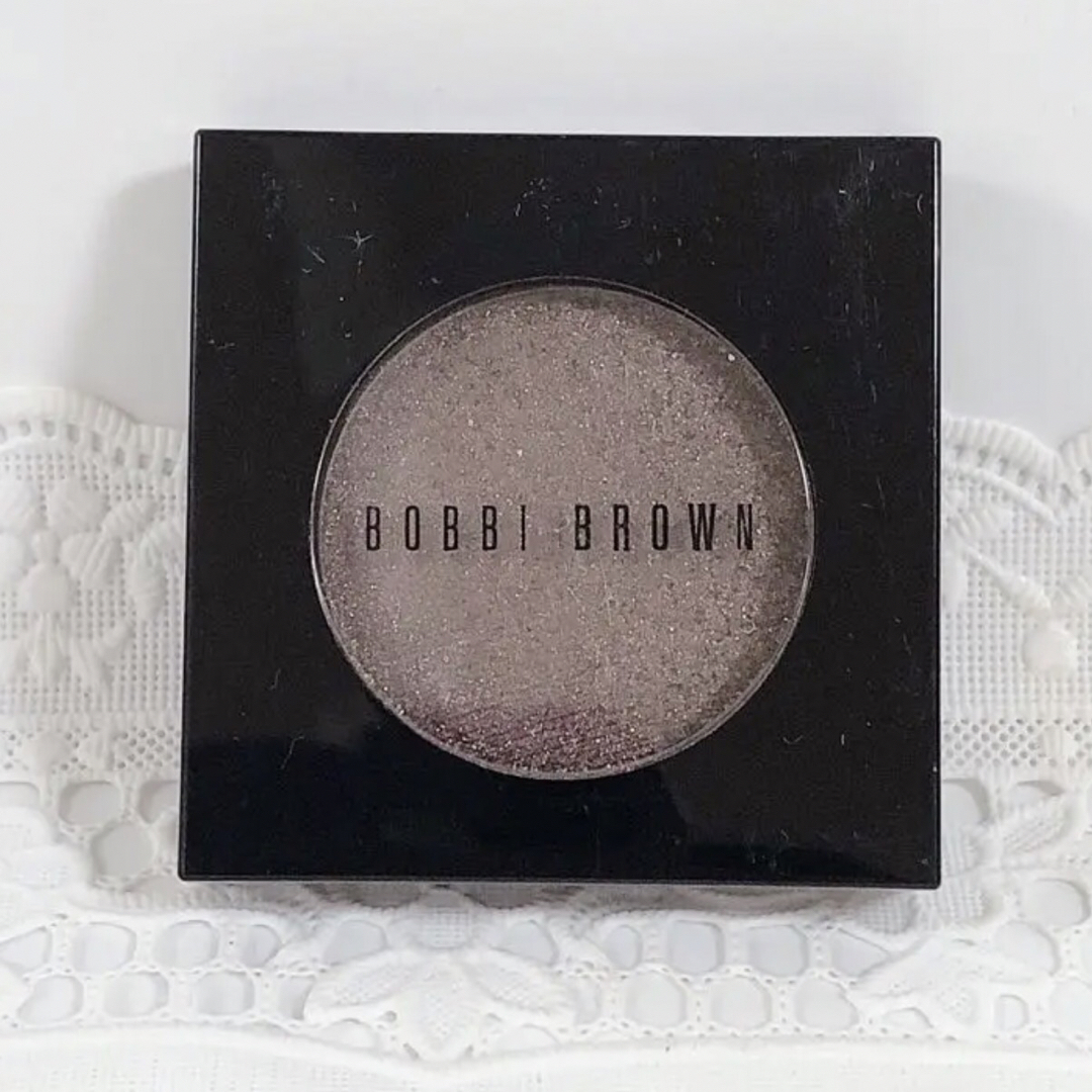 BOBBI BROWN(ボビイブラウン)の53/ ボビィブラウン　アイシャドウ22 ブラックチョコレート コスメ/美容のベースメイク/化粧品(アイシャドウ)の商品写真