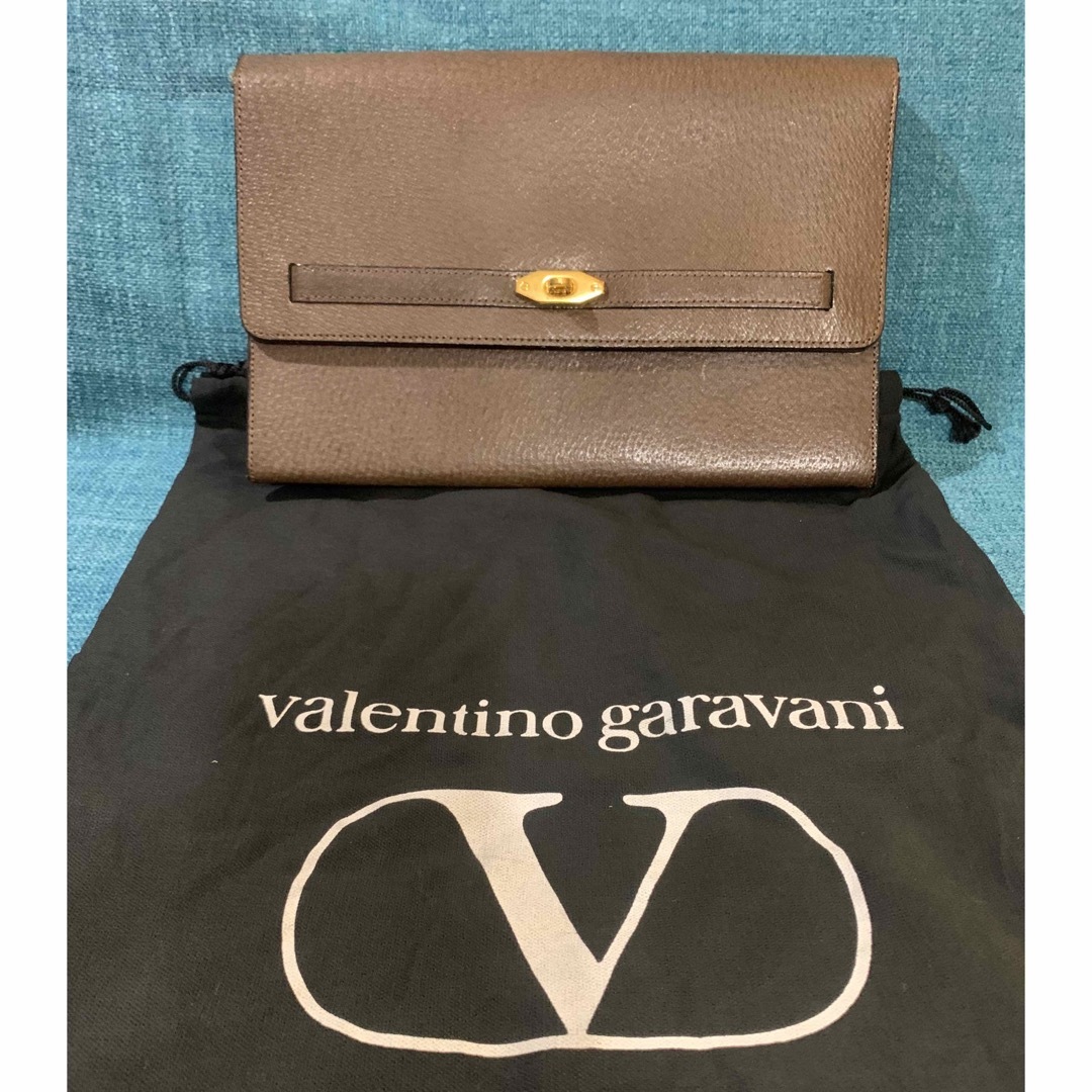 新品本物購入 valentino garavaniヴァレンティノガラヴァーニクラッチ