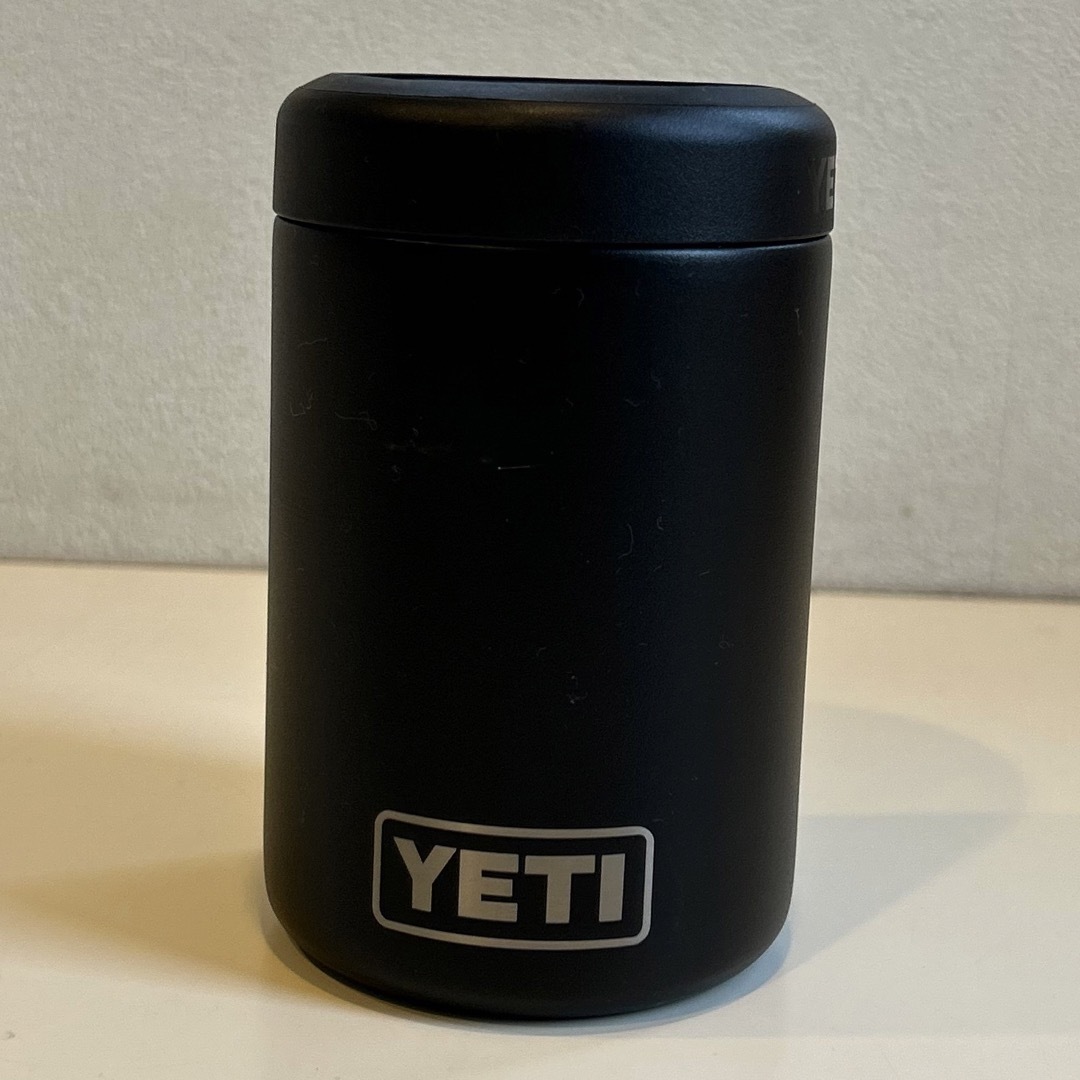 【YETI 使用2回の美品】イエティ缶クーラー350ml 人気のブラック