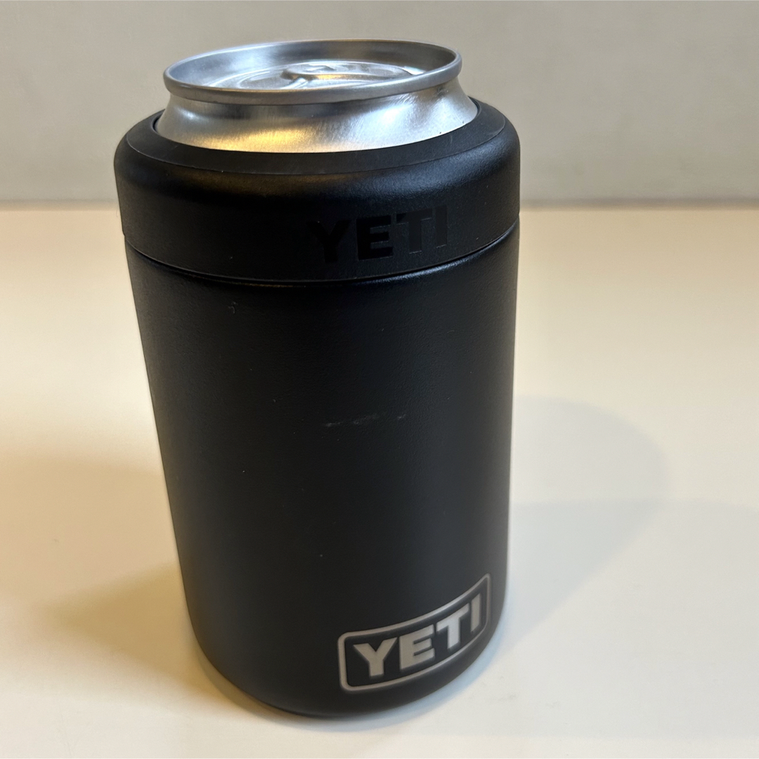 【YETI 使用2回の美品】イエティ缶クーラー350ml  人気のブラック
