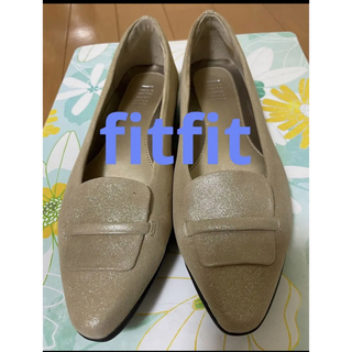 フィットフィット(fitfit)の✨fitfit  ポインテッドエアフラットレザーバックル パンプス (ローファー/革靴)